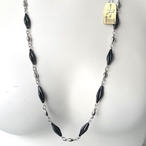 Vintage Trifari NTW Madeira 50197 Twist Necklace Silver Tone Minimalist Feminine